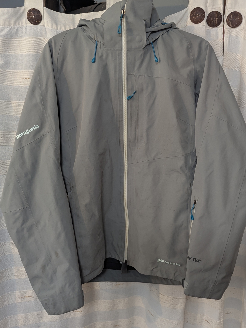 Patagonia Women's L Grey Gore-Tex Ski Snowboard Jacket RECCO